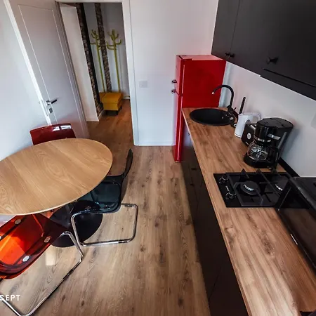 Ivory Concept 52 Bukarest